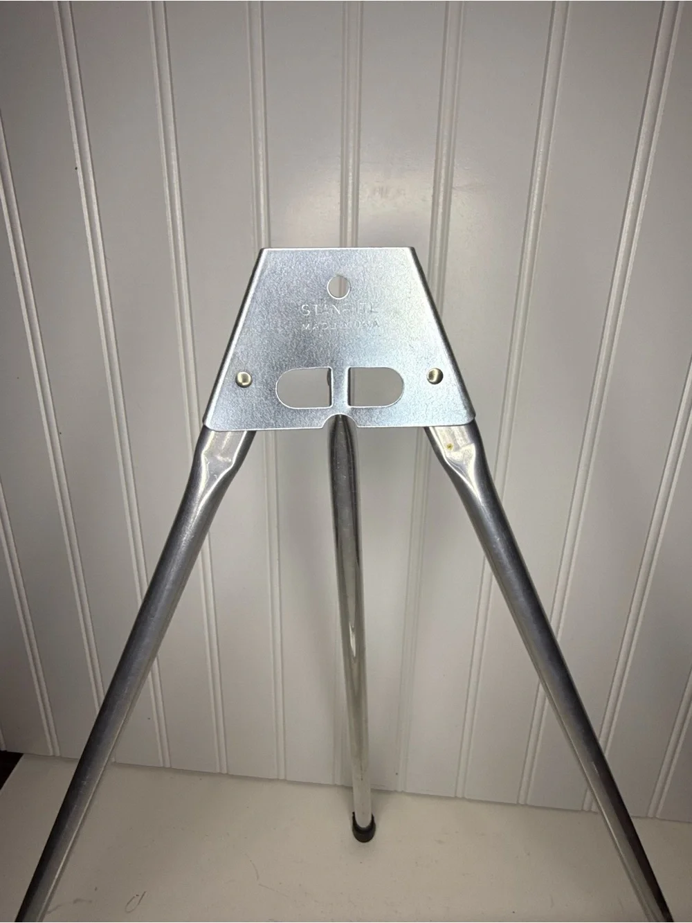 Stanrite Table Easel No 152 aluminum holds 20”X  24” canvas Made In Newark NJ